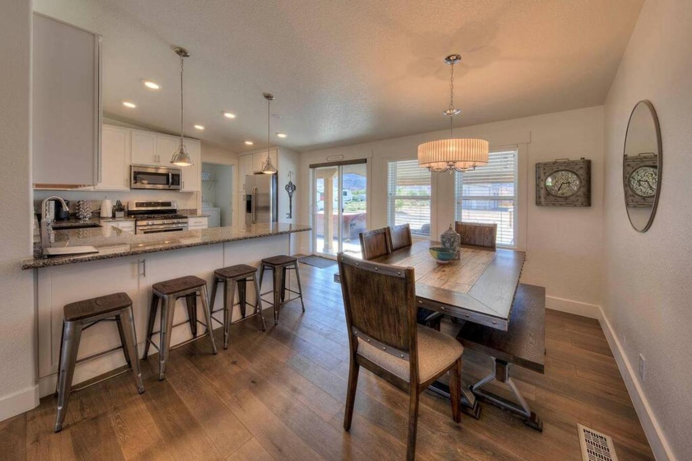 The Shack Private Home & Hot Tub Moab Bagian luar foto