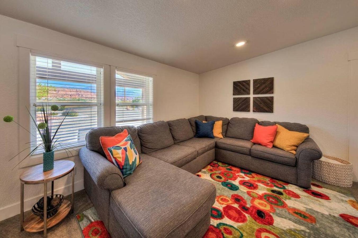 The Shack Private Home & Hot Tub Moab Bagian luar foto